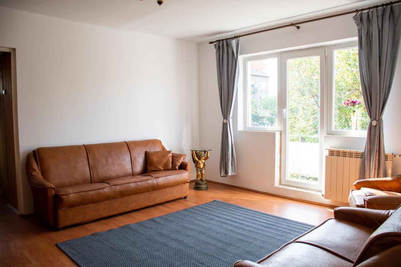 Family-Friendly Apartment أرادايا المظهر الخارجي الصورة